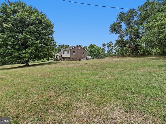 3rd image of 12243 Garnes Rd