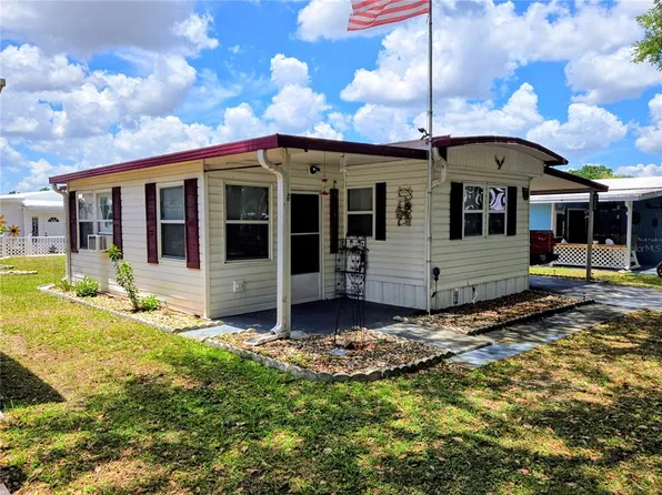 6235 Parksend Ln, Zephyrhills, FL 33542