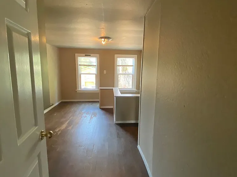 18-20 N. 7th Street — Photo 8