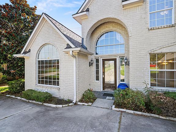 4th image of 11836 Seashell Cir