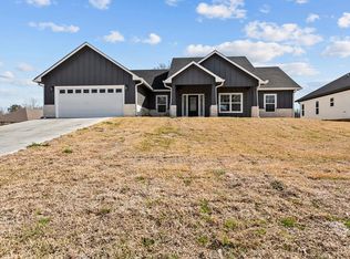 445 Cedar Hill Loop, Lufkin, TX 75904