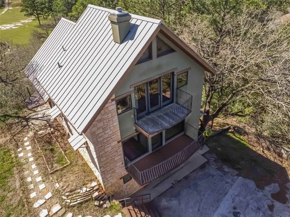 128 S Kaupo Dr, Bastrop, TX 78602