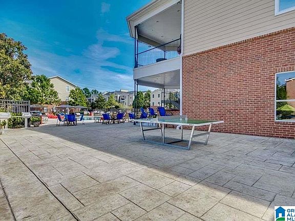 3rd image of 210 15th St Unit 54
