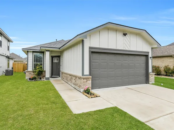 1183 Bluebonnet Trl, Bellville, TX 77418