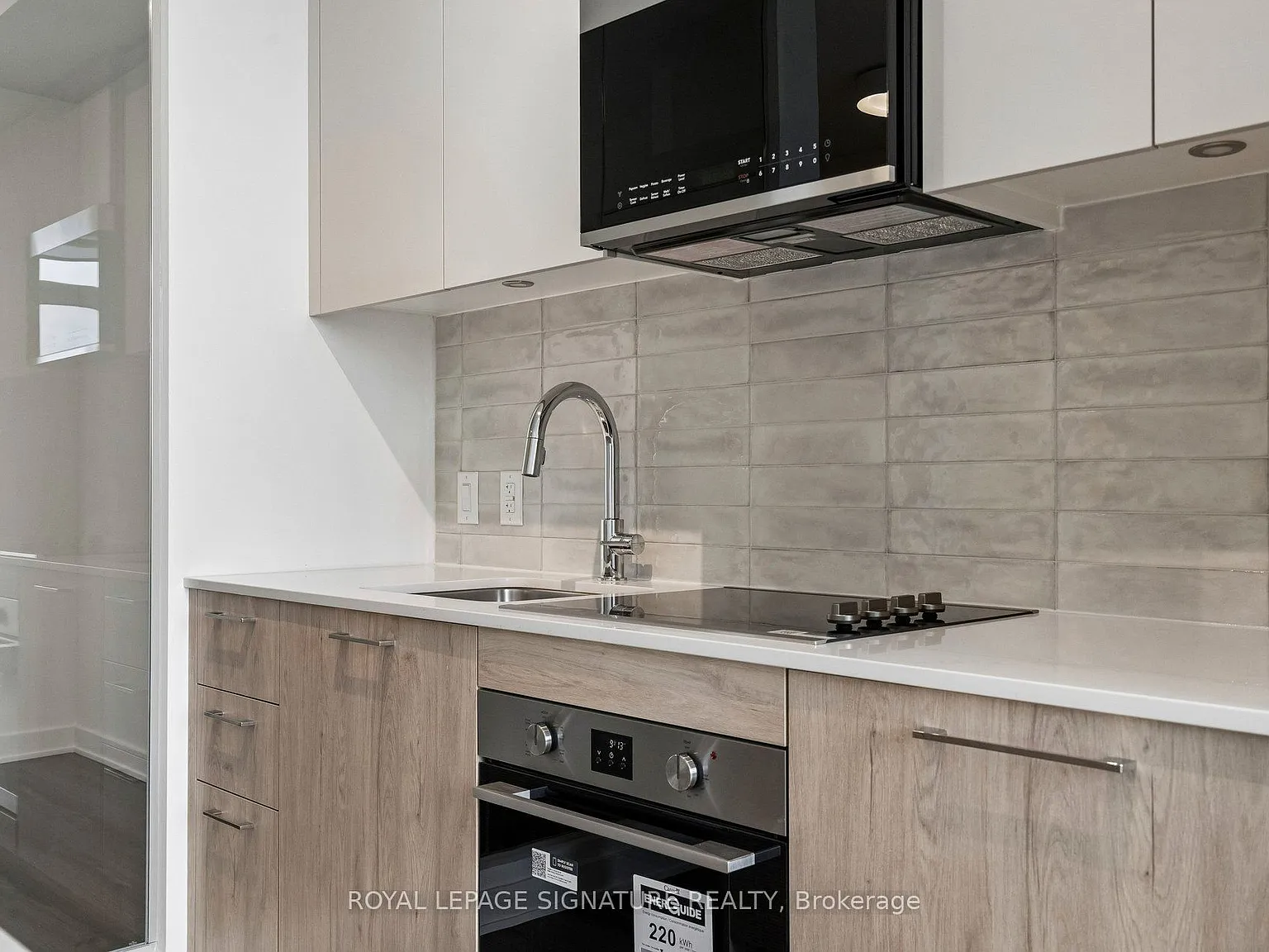 2 bed, $2,400 — Photo 4
