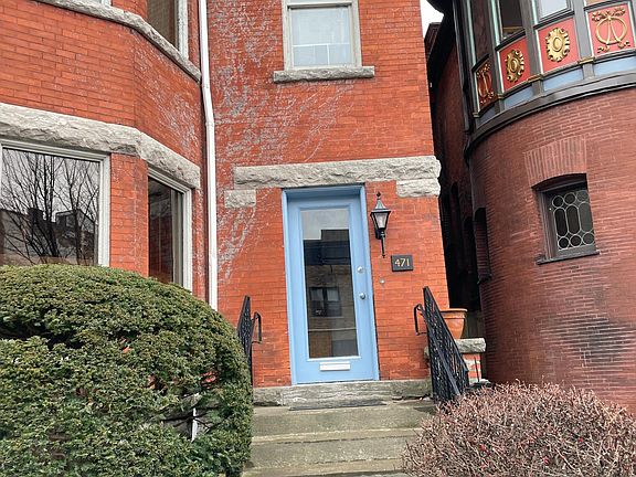3rd image of 471 Virginia St