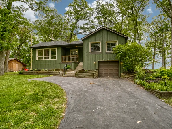 13215 Lindberg St, Cedar Lake, IN 46303