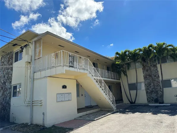 680 SW 10th St APT 7, Miami, FL 33130