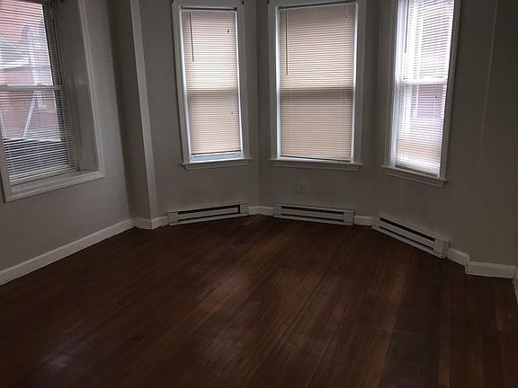 5th image of 20 Huss Ct APT 106