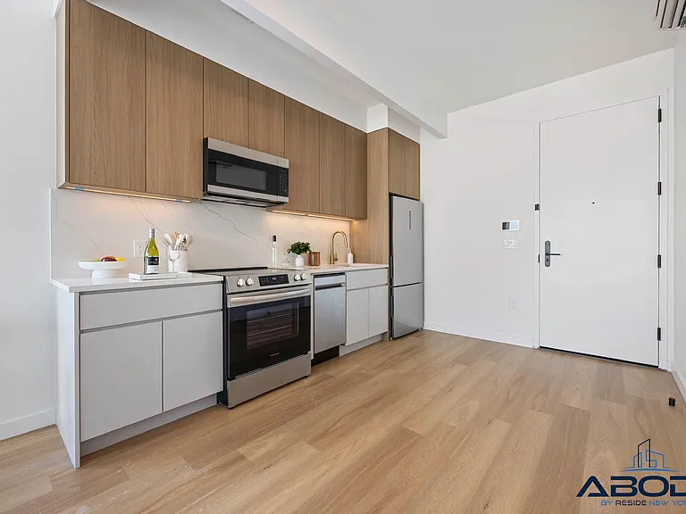 159 3rd Ave #6C — Photo 4