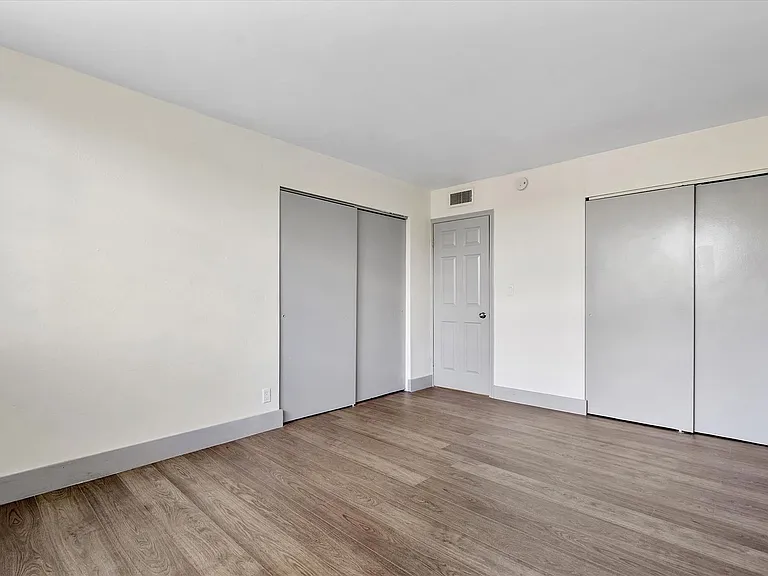 1715 N 16th Ave #115 — Photo 42