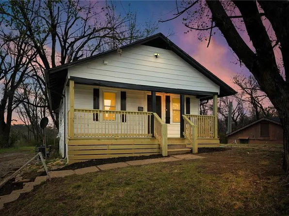 108 N Ditzler Ave, Independence, MO 64053