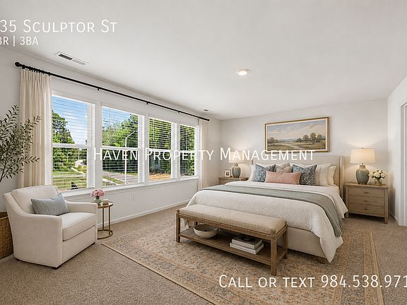 3rd image of 935 Sculptor St