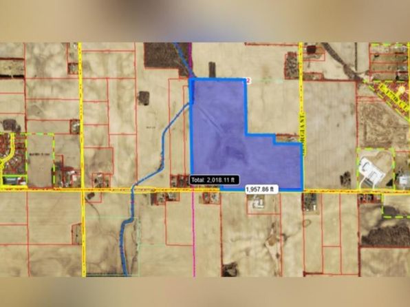104 E 181st Ave, Lowell, IN 46356