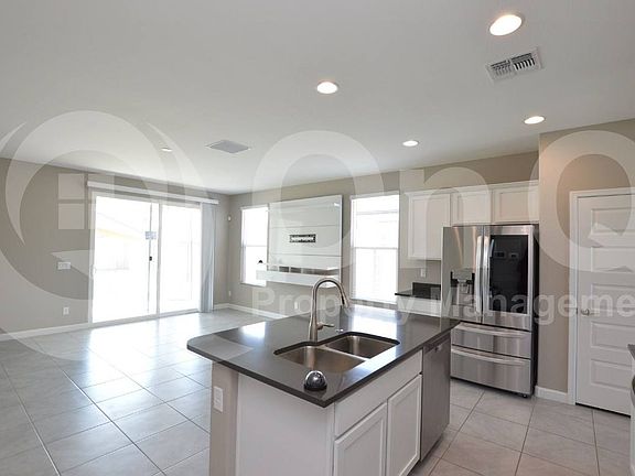 5th image of 8212 S 45th Ave