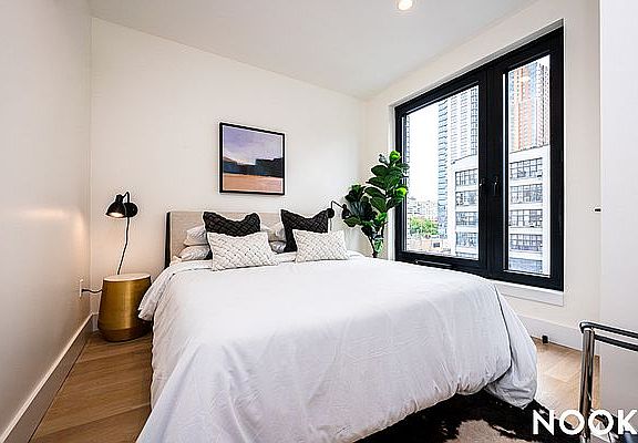 3rd image of 250 Gold St #501