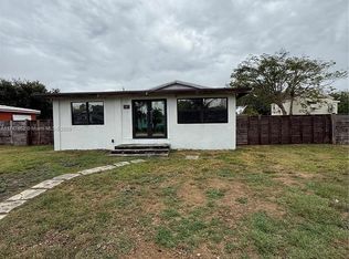 685 NW 14th St, Homestead, FL 33030
