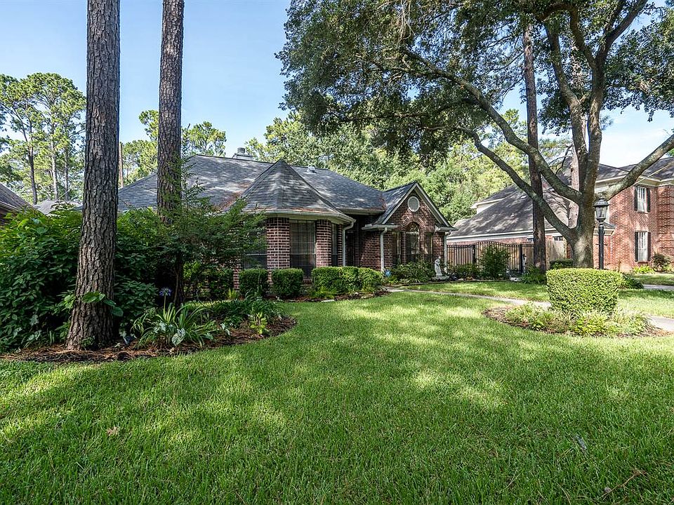 1st image of 12907 Golden Rainbow Dr