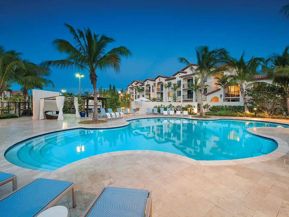 Solle Davie Luxury Apartments