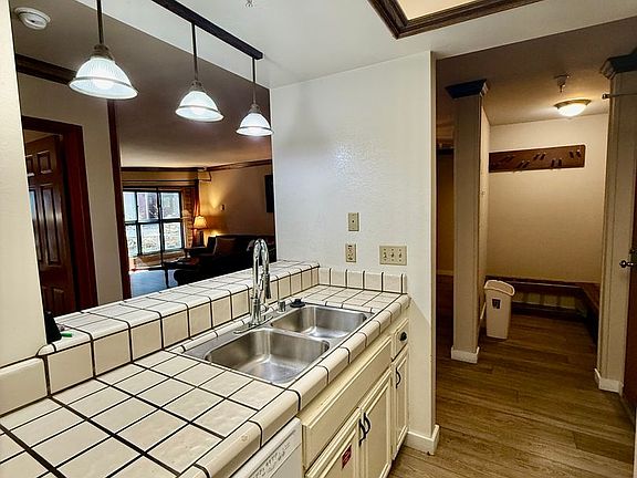 4th image of 865 Majestic Pines Dr Unit 225-2364