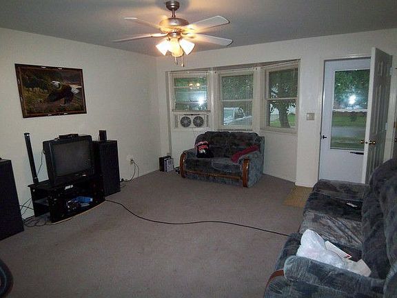 2nd image of 515 Bristol Dr