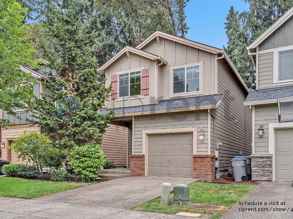 1st image of 4549 SE Satinwood St