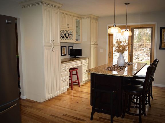 4th image of 3068 Arbor Oaks Dr