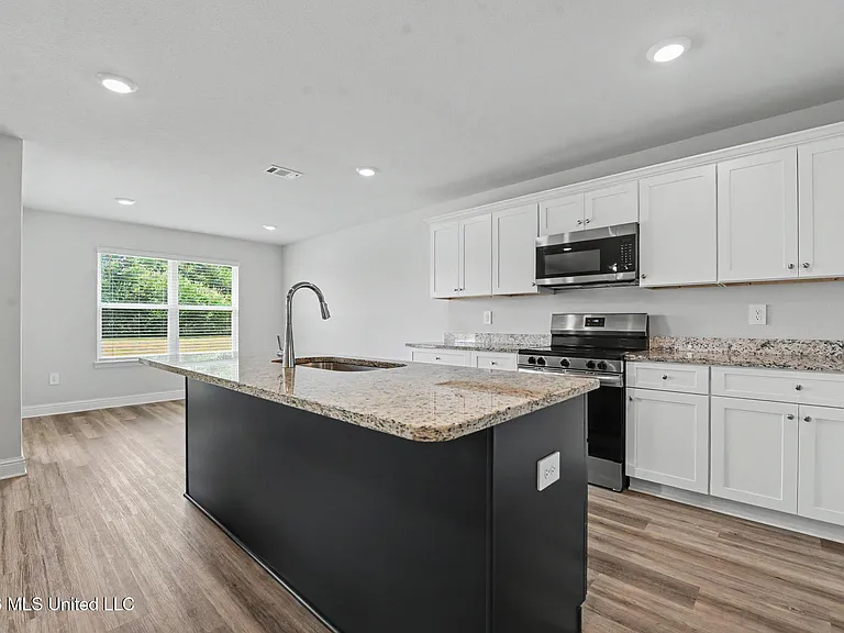 107 Mill Ct — Photo 7