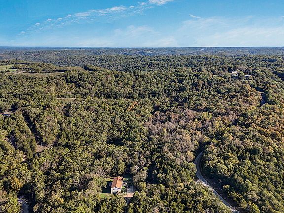 3rd image of Tracts 3-5 00 Everest Road