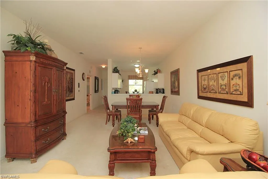 2 bed, 2.0 bath, 1194 sqft, $1,995 — Photo 2