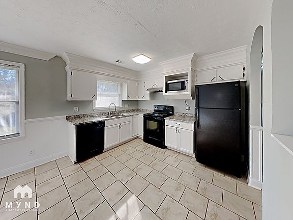 5th image of 8156 Sweetwater St