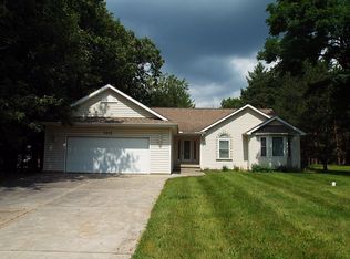5315 E Maple Ave, Grand Blanc, MI 48439