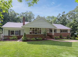 5 Rockage Rd, Warren, NJ 07059