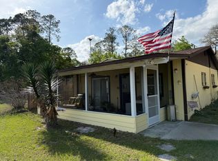 114 E Hillside Dr, Hawthorne, FL 32640