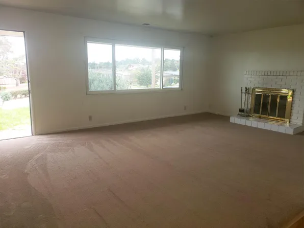 1846 Ord Grove Ave, Seaside, CA 93955