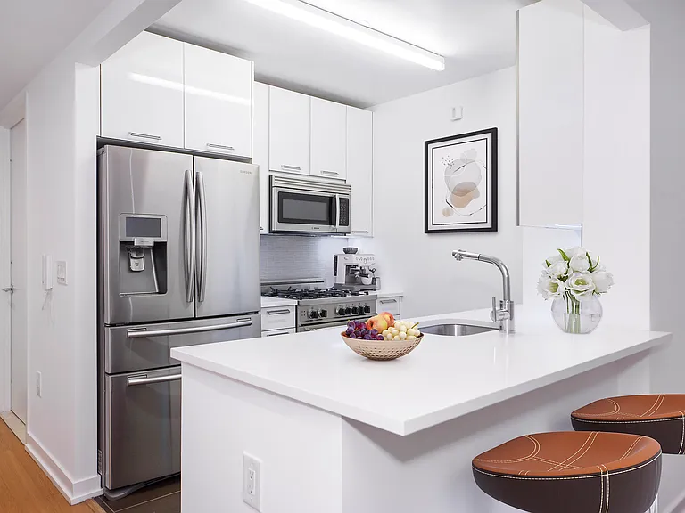 227 W 77th St #4C — Photo 3