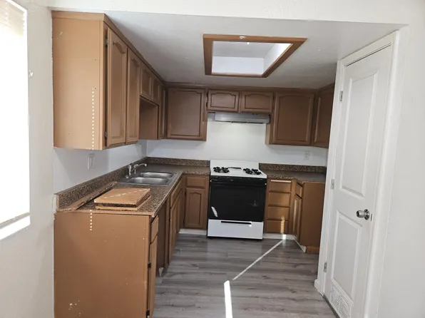 4412 E Olive Ave APT 201, Fresno, CA 93702