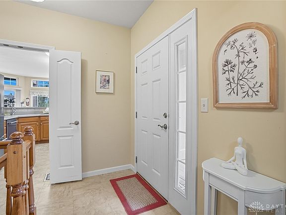 4th image of 931 Heritage Green Dr