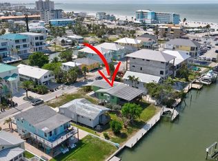 171 Primo Dr, Fort Myers Beach, FL 33931