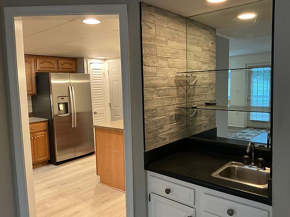 5th image of 4522 Good Adams Ln