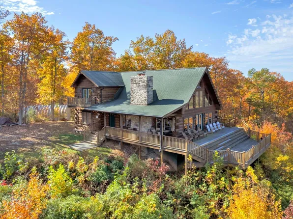 106 S James River Hwy, Wingina, VA 24599