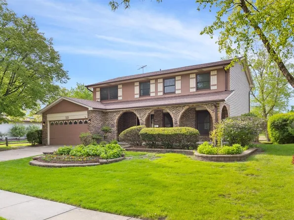 321 Ashwood Dr, Schaumburg, IL 60193