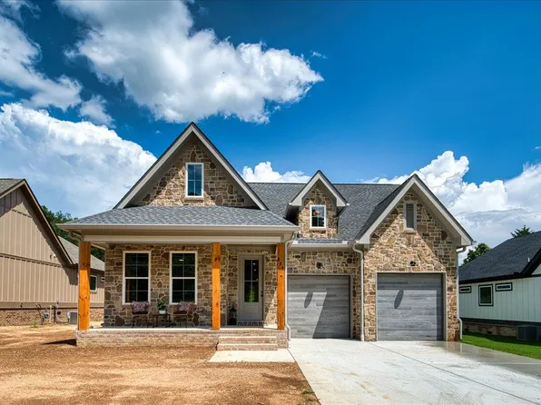 824 Lower Mill Rd, Hixson, TN 37343