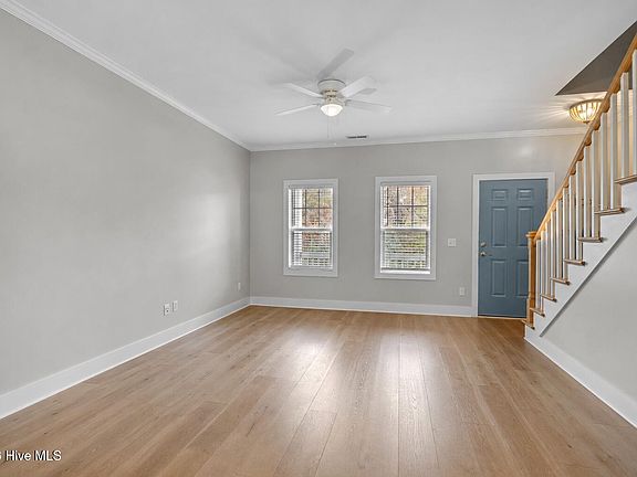 4th image of 1274 Charleston Common Drive
