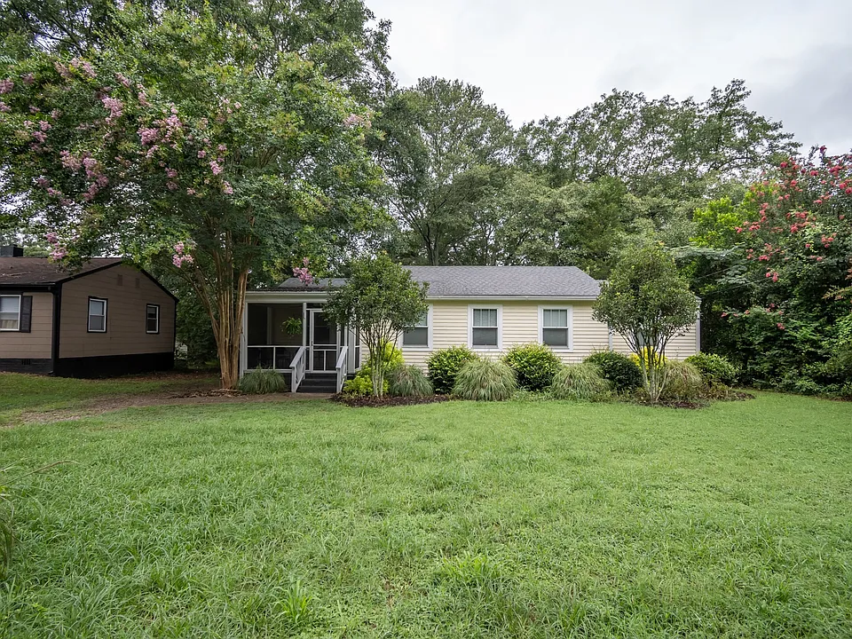 420 Clover St