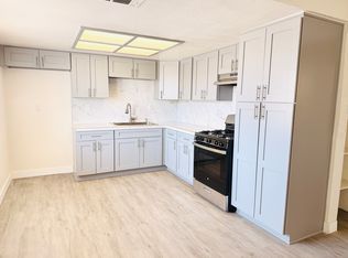 21357 Nisqually Rd APT B, Apple Valley, CA 92308