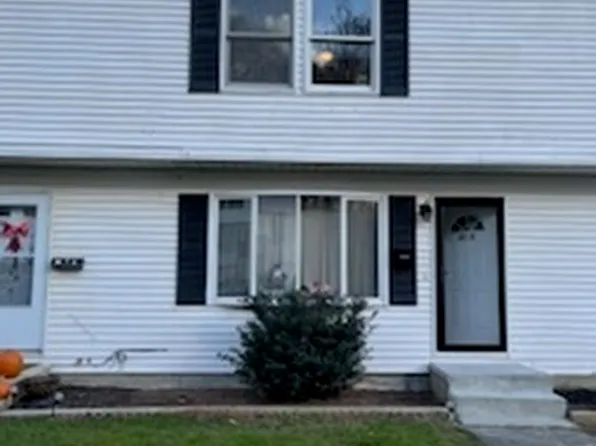 21 Two Rice Ln, Worcester, MA 01604