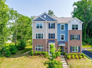 12024 John Newton Dr, Davidson, NC 28036