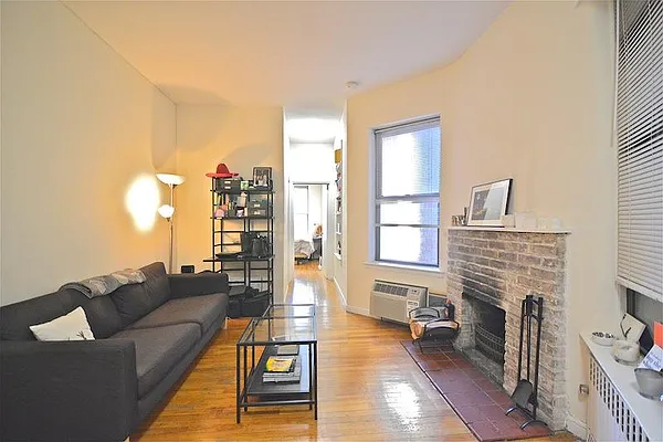 Rented by Maz Group NY | media 22