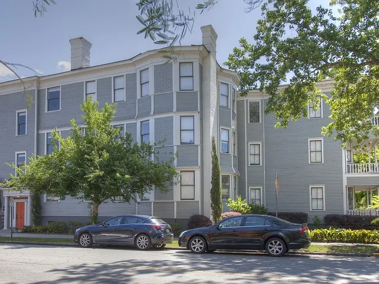 820 Habersham St #A — Photo 12